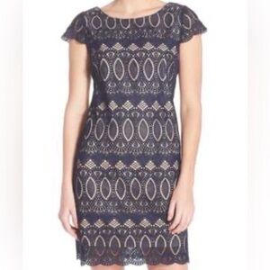 Eliza J Navy Lace Sheath Dress Size 10P
Scalloped Hem Short Sleeve Cocktail